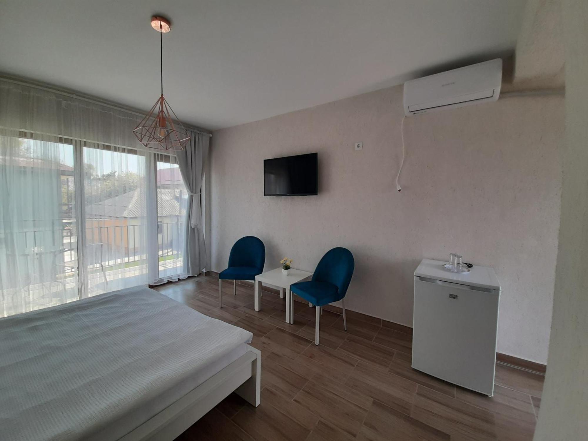 Отель Casa Orhideea Костинешти Экстерьер фото