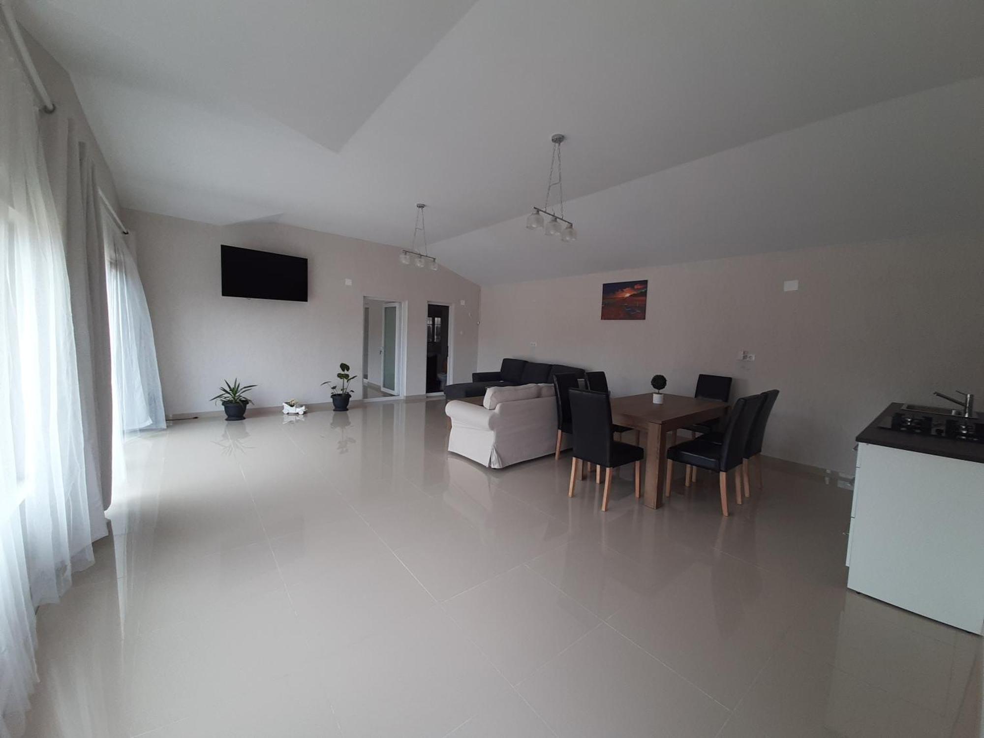 Отель Casa Orhideea Костинешти Экстерьер фото